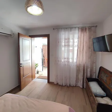 Guest house Bujtina Veritos