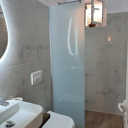 Bujtina Veritos Guest house *