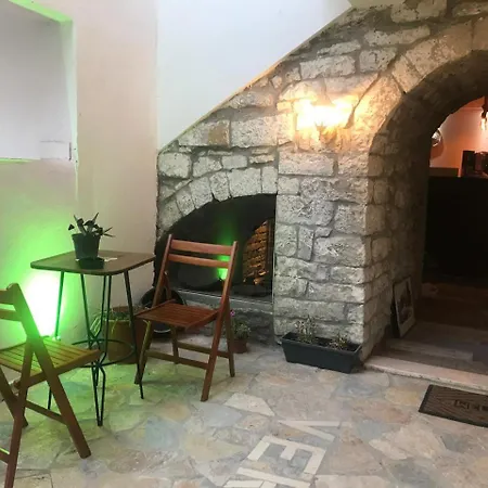 Bujtina Veritos Guest house