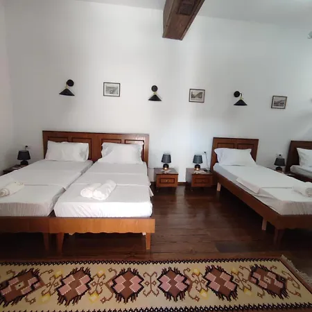 Bujtina Veritos Guest house *