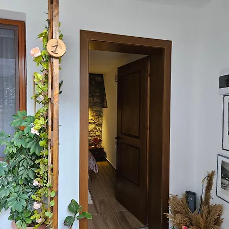 Konukevi Bujtina Veritos