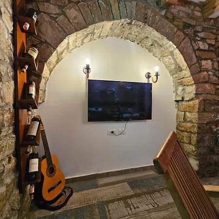 Bujtina Veritos 3* Berat