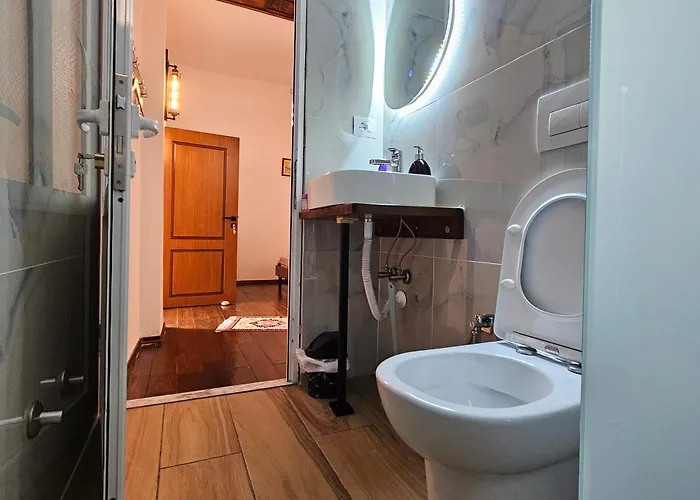 Konukevi Bujtina Veritos 3*